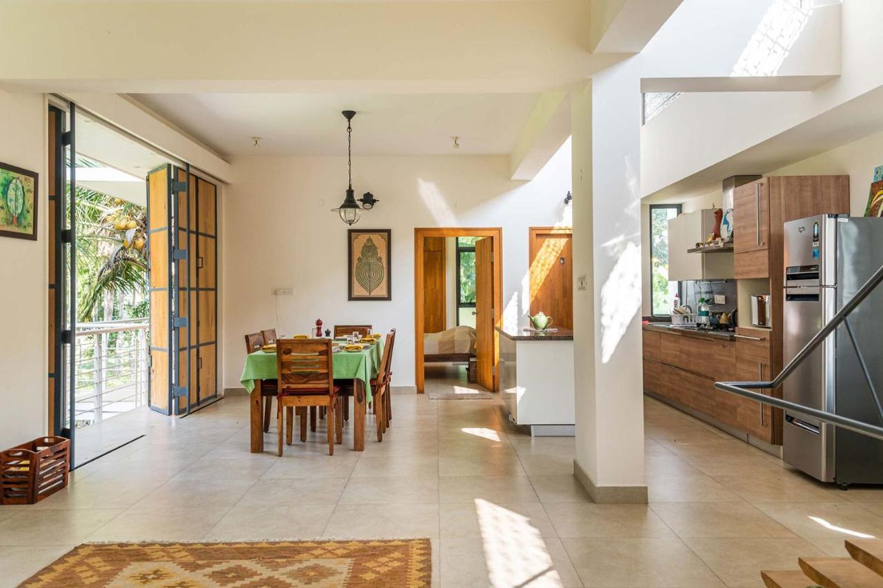 Stayvista At Davey'S Townhouse With Breakfast & Pet Friendly Home Mysore Exterior photo